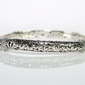 Artisan Silver Filigree Hinged Bangle Bracelet